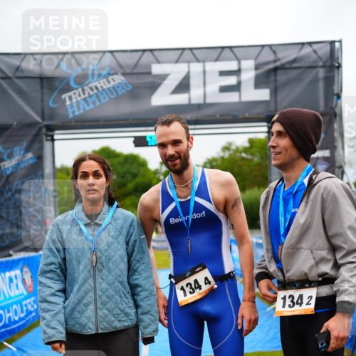 30.08.2026 - Elbe Triathlon Hamburg LAZAROV Photography http://msf.ph/oto/10043195 30.08.2026 16:34:22 Ziel  meine-sportfotos.de