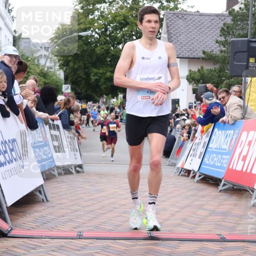 30.08.2026 - Blankeneser Heldenlauf Lena Gebhardt http://msf.ph/oto/10043207 30.08.2026 11:49:04 Ziel 2482, 2613, 2943, 4351 meine-sportfotos.de