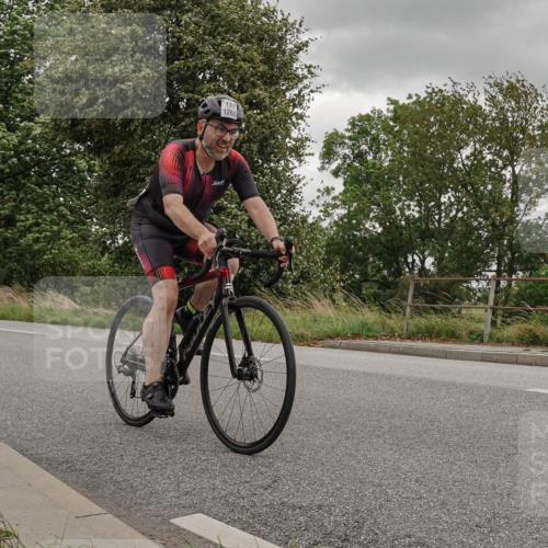 30.08.2026 - Elbe Triathlon Hamburg Michael Burmester http://msf.ph/oto/10043217 30.08.2026 14:52:46 Radfahren 145 meine-sportfotos.de