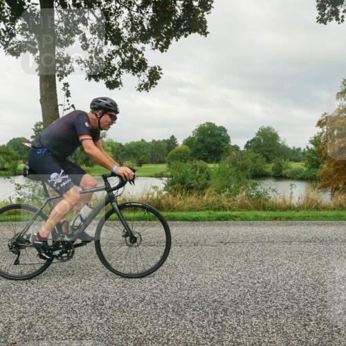 30.08.2026 - Elbe Triathlon Hamburg Michael Burmester http://msf.ph/oto/10043232 30.08.2026 09:00:54 Radfahren 297, 343, 384 meine-sportfotos.de