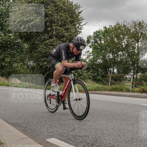 30.08.2026 - Elbe Triathlon Hamburg Michael Burmester http://msf.ph/oto/10043240 30.08.2026 14:52:55 Radfahren  meine-sportfotos.de