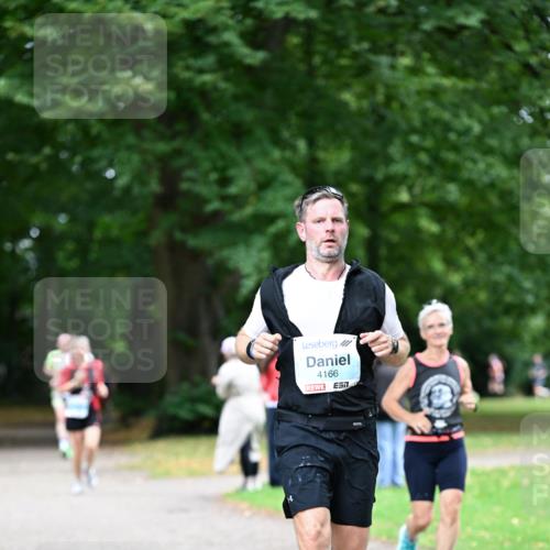 30.08.2026 - Blankeneser Heldenlauf Dr. Thomas Lammeyer http://msf.ph/oto/10043250 30.08.2026 11:19:02 Laufen 37, 04, 4166, 7 meine-sportfotos.de
