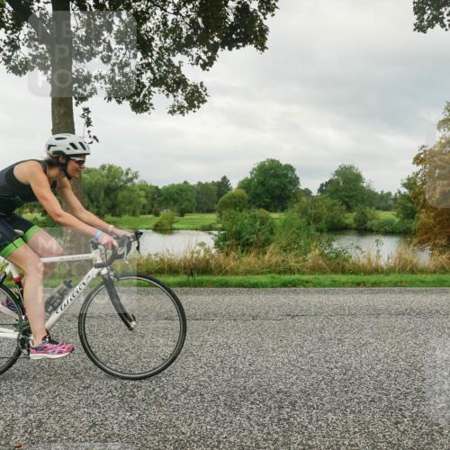 30.08.2026 - Elbe Triathlon Hamburg Michael Burmester http://msf.ph/oto/10043280 30.08.2026 09:01:32 Radfahren 353 meine-sportfotos.de