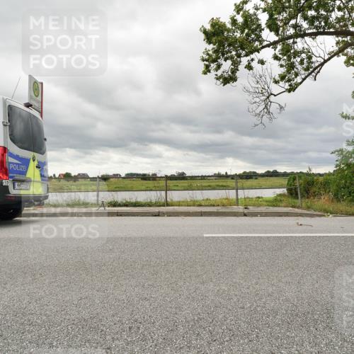 30.08.2026 - Elbe Triathlon Hamburg Michael Burmester http://msf.ph/oto/10043284 30.08.2026 13:52:56 Radfahren  meine-sportfotos.de