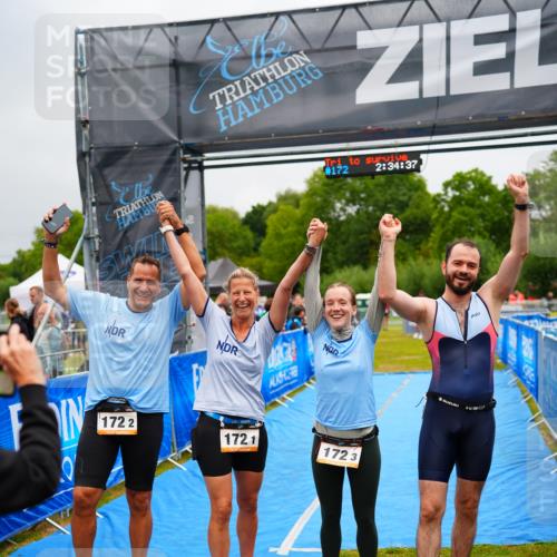 30.08.2026 - Elbe Triathlon Hamburg LAZAROV Photography http://msf.ph/oto/10043286 30.08.2026 16:34:42 Ziel  meine-sportfotos.de