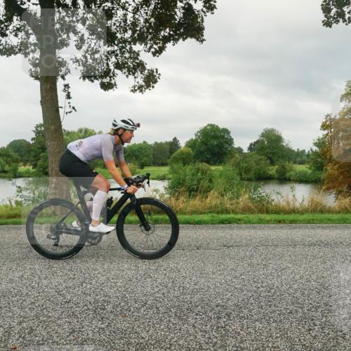 30.08.2026 - Elbe Triathlon Hamburg Michael Burmester http://msf.ph/oto/10043332 30.08.2026 09:01:53 Radfahren 212, 281, 329, 358 meine-sportfotos.de