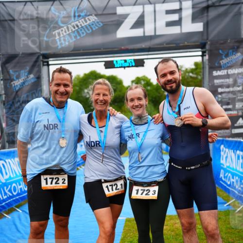30.08.2026 - Elbe Triathlon Hamburg LAZAROV Photography http://msf.ph/oto/10043344 30.08.2026 16:35:14 Ziel  meine-sportfotos.de
