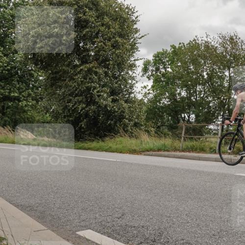 30.08.2026 - Elbe Triathlon Hamburg Michael Burmester http://msf.ph/oto/10043345 30.08.2026 14:53:49 Radfahren  meine-sportfotos.de