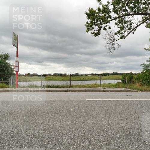 30.08.2026 - Elbe Triathlon Hamburg Michael Burmester http://msf.ph/oto/10043346 30.08.2026 13:55:26 Radfahren  meine-sportfotos.de
