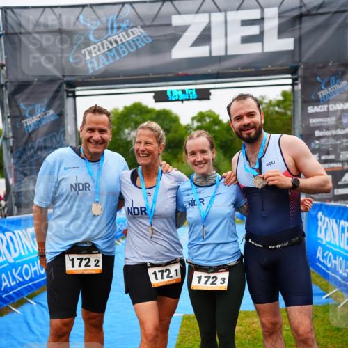 30.08.2026 - Elbe Triathlon Hamburg LAZAROV Photography http://msf.ph/oto/10043351 30.08.2026 16:35:14 Ziel  meine-sportfotos.de