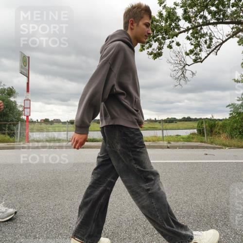 30.08.2026 - Elbe Triathlon Hamburg Michael Burmester http://msf.ph/oto/10043355 30.08.2026 13:55:27 Radfahren  meine-sportfotos.de