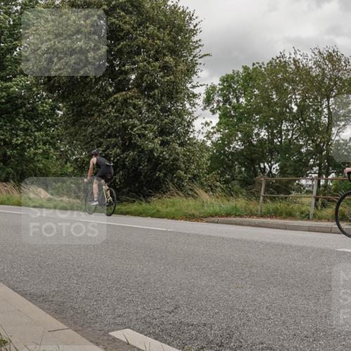 30.08.2026 - Elbe Triathlon Hamburg Michael Burmester http://msf.ph/oto/10043357 30.08.2026 14:53:50 Radfahren  meine-sportfotos.de