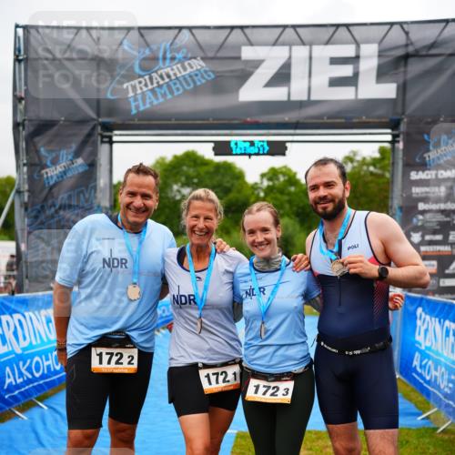 30.08.2026 - Elbe Triathlon Hamburg LAZAROV Photography http://msf.ph/oto/10043380 30.08.2026 16:35:16 Ziel  meine-sportfotos.de