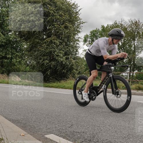 30.08.2026 - Elbe Triathlon Hamburg Michael Burmester http://msf.ph/oto/10043395 30.08.2026 14:54:02 Radfahren 169 meine-sportfotos.de