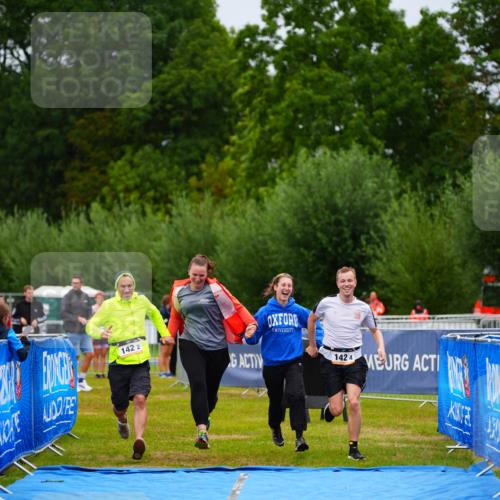 30.08.2026 - Elbe Triathlon Hamburg LAZAROV Photography http://msf.ph/oto/10043397 30.08.2026 16:35:29 Ziel  meine-sportfotos.de
