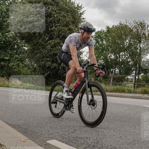 30.08.2026 - Elbe Triathlon Hamburg Michael Burmester http://msf.ph/oto/10043406 30.08.2026 14:54:25 Radfahren 155 meine-sportfotos.de