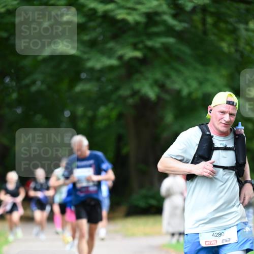 30.08.2026 - Blankeneser Heldenlauf Dr. Thomas Lammeyer http://msf.ph/oto/10043411 30.08.2026 11:19:19 Laufen 4280 meine-sportfotos.de