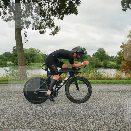 30.08.2026 - Elbe Triathlon Hamburg Michael Burmester http://msf.ph/oto/10043412 30.08.2026 09:02:30 Radfahren 194, 195 meine-sportfotos.de