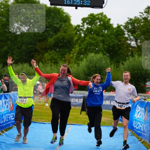 30.08.2026 - Elbe Triathlon Hamburg LAZAROV Photography http://msf.ph/oto/10043413 30.08.2026 16:35:31 Ziel  meine-sportfotos.de