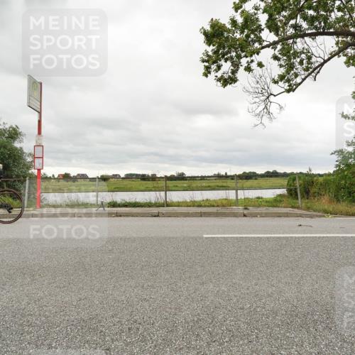 30.08.2026 - Elbe Triathlon Hamburg Michael Burmester http://msf.ph/oto/10043416 30.08.2026 14:07:42 Radfahren  meine-sportfotos.de