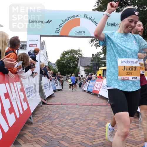 30.08.2026 - Blankeneser Heldenlauf Lena Gebhardt http://msf.ph/oto/10043436 30.08.2026 11:49:14 Ziel 2258, 2291, 2531, 2599, 2704 meine-sportfotos.de