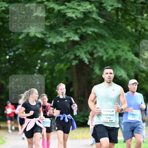 30.08.2026 - Blankeneser Heldenlauf Dr. Thomas Lammeyer http://msf.ph/oto/10043504 30.08.2026 11:19:24 Laufen 4193, 4460 meine-sportfotos.de