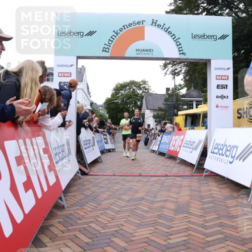 30.08.2026 - Blankeneser Heldenlauf Lena Gebhardt http://msf.ph/oto/10043510 30.08.2026 11:49:17 Ziel 2258, 2291, 2531, 2599, 2704, 2879 meine-sportfotos.de