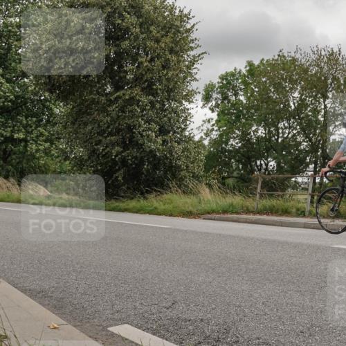 30.08.2026 - Elbe Triathlon Hamburg Michael Burmester http://msf.ph/oto/10043537 30.08.2026 14:55:05 Radfahren 134 meine-sportfotos.de