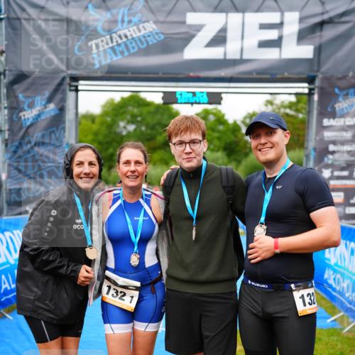 30.08.2026 - Elbe Triathlon Hamburg LAZAROV Photography http://msf.ph/oto/10043565 30.08.2026 16:37:50 Ziel  meine-sportfotos.de