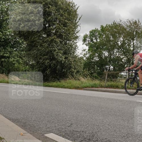 30.08.2026 - Elbe Triathlon Hamburg Michael Burmester http://msf.ph/oto/10043584 30.08.2026 14:55:18 Radfahren 137 meine-sportfotos.de