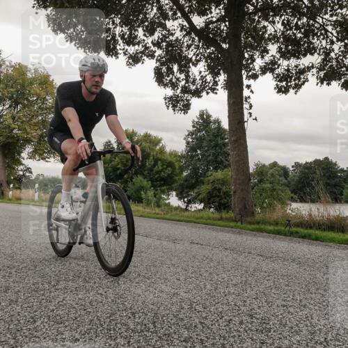 30.08.2026 - Elbe Triathlon Hamburg Michael Burmester http://msf.ph/oto/10043589 30.08.2026 09:19:12 Radfahren 412, 536, 623, 771 meine-sportfotos.de
