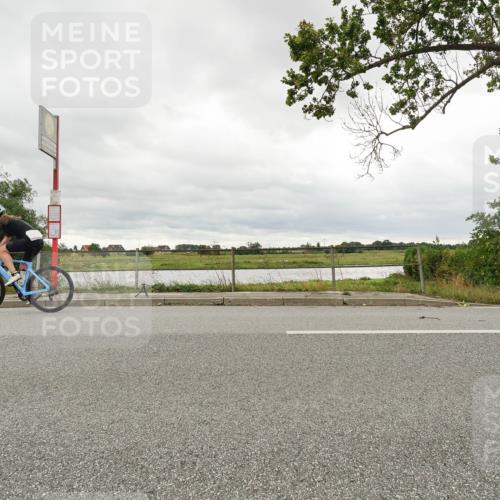 30.08.2026 - Elbe Triathlon Hamburg Michael Burmester http://msf.ph/oto/10043593 30.08.2026 14:09:34 Radfahren 152 meine-sportfotos.de