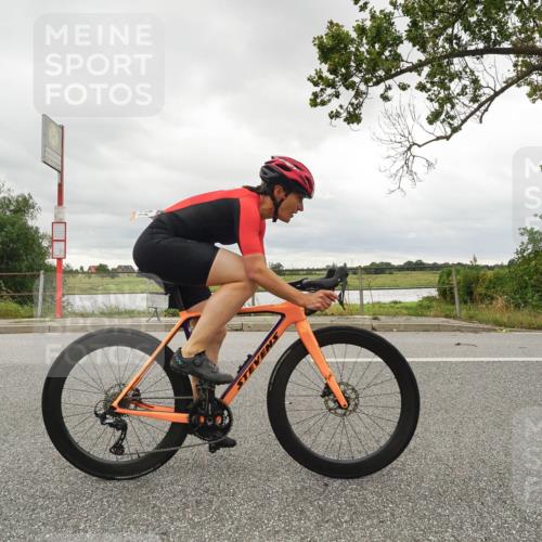 30.08.2026 - Elbe Triathlon Hamburg Michael Burmester http://msf.ph/oto/10043599 30.08.2026 14:09:41 Radfahren 152 meine-sportfotos.de