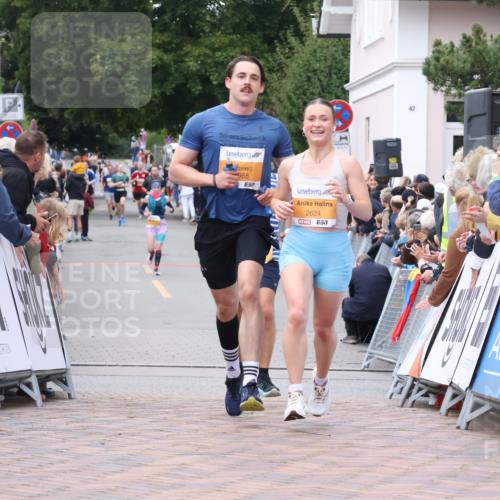 30.08.2026 - Blankeneser Heldenlauf Lena Gebhardt http://msf.ph/oto/10043665 30.08.2026 11:49:25 Ziel 2232, 2555, 2599, 2624, 2879, 2955 meine-sportfotos.de