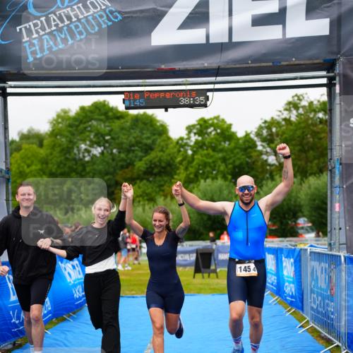 30.08.2026 - Elbe Triathlon Hamburg LAZAROV Photography http://msf.ph/oto/10043669 30.08.2026 16:38:34 Ziel  meine-sportfotos.de
