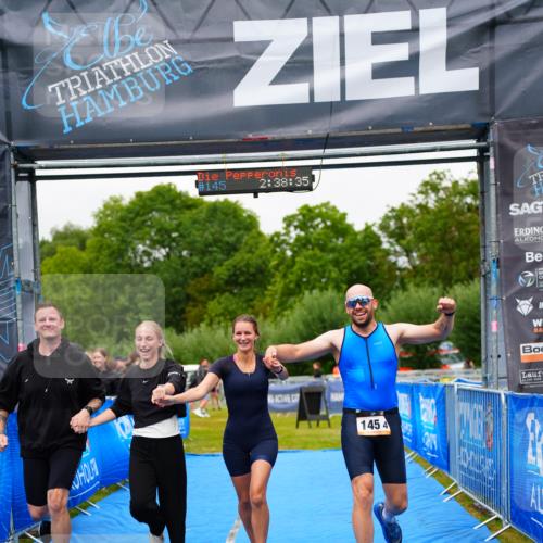 30.08.2026 - Elbe Triathlon Hamburg LAZAROV Photography http://msf.ph/oto/10043675 30.08.2026 16:38:34 Ziel  meine-sportfotos.de