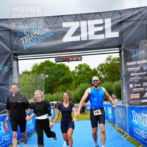 30.08.2026 - Elbe Triathlon Hamburg LAZAROV Photography http://msf.ph/oto/10043681 30.08.2026 16:38:34 Ziel  meine-sportfotos.de
