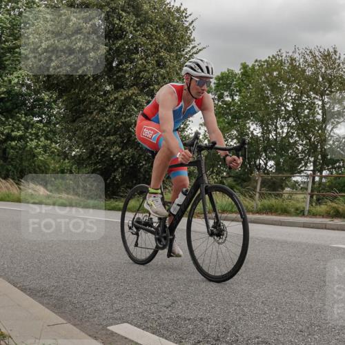 30.08.2026 - Elbe Triathlon Hamburg Michael Burmester http://msf.ph/oto/10043710 30.08.2026 14:56:16 Radfahren  meine-sportfotos.de