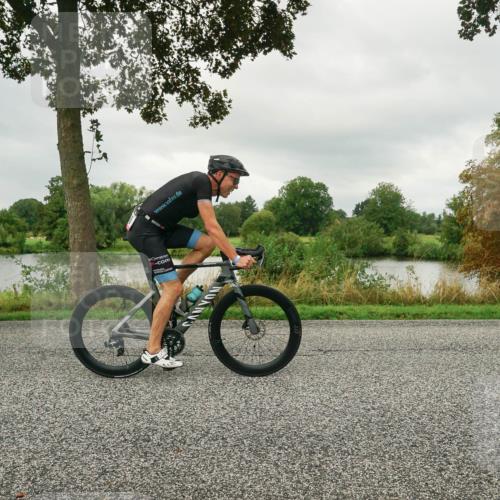 30.08.2026 - Elbe Triathlon Hamburg Michael Burmester http://msf.ph/oto/10043737 30.08.2026 09:05:58 Radfahren 213, 266, 485 meine-sportfotos.de