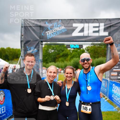 30.08.2026 - Elbe Triathlon Hamburg LAZAROV Photography http://msf.ph/oto/10043741 30.08.2026 16:38:52 Ziel  meine-sportfotos.de