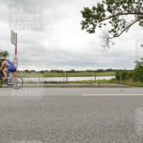 30.08.2026 - Elbe Triathlon Hamburg Michael Burmester http://msf.ph/oto/10043763 30.08.2026 14:10:52 Radfahren 179 meine-sportfotos.de