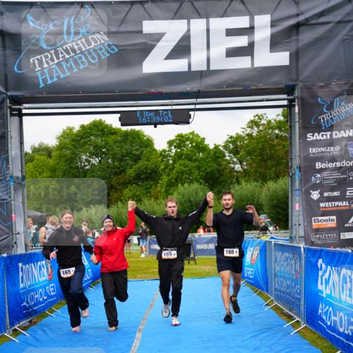 30.08.2026 - Elbe Triathlon Hamburg LAZAROV Photography http://msf.ph/oto/10043786 30.08.2026 16:39:01 Ziel  meine-sportfotos.de