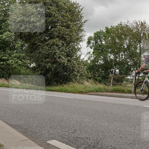30.08.2026 - Elbe Triathlon Hamburg Michael Burmester http://msf.ph/oto/10043792 30.08.2026 14:56:55 Radfahren  meine-sportfotos.de