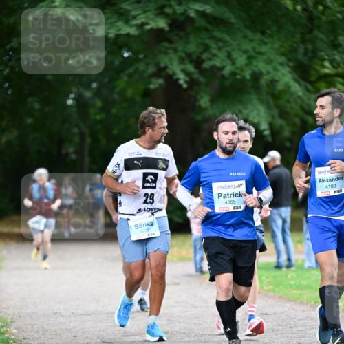30.08.2026 - Blankeneser Heldenlauf Dr. Thomas Lammeyer http://msf.ph/oto/10043832 30.08.2026 11:19:41 Laufen 29, 4239, 4065, 57, 4189 meine-sportfotos.de