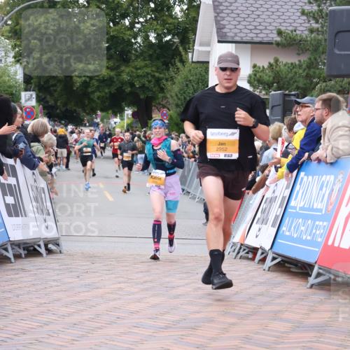 30.08.2026 - Blankeneser Heldenlauf Lena Gebhardt http://msf.ph/oto/10043833 30.08.2026 11:49:34 Ziel 2205, 2232, 2624, 2952, 2955 meine-sportfotos.de