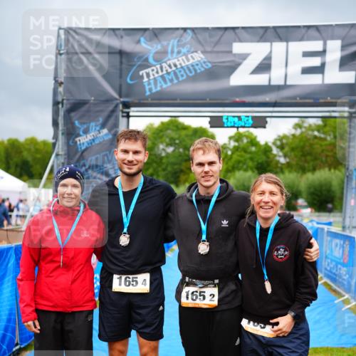 30.08.2026 - Elbe Triathlon Hamburg LAZAROV Photography http://msf.ph/oto/10043860 30.08.2026 16:39:27 Ziel  meine-sportfotos.de