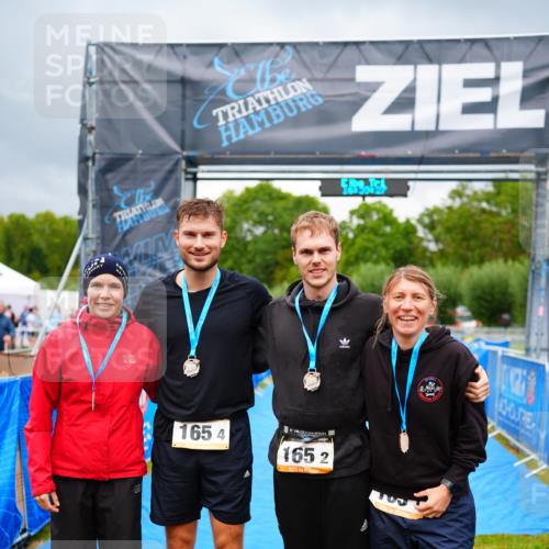 30.08.2026 - Elbe Triathlon Hamburg LAZAROV Photography http://msf.ph/oto/10043868 30.08.2026 16:39:27 Ziel  meine-sportfotos.de