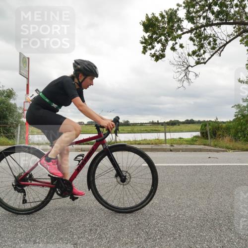 30.08.2026 - Elbe Triathlon Hamburg Michael Burmester http://msf.ph/oto/10043881 30.08.2026 14:11:22 Radfahren 173 meine-sportfotos.de