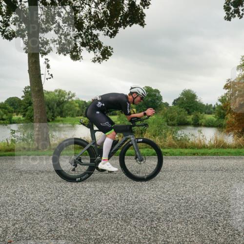 30.08.2026 - Elbe Triathlon Hamburg Michael Burmester http://msf.ph/oto/10043886 30.08.2026 09:07:33 Radfahren 185, 470 meine-sportfotos.de