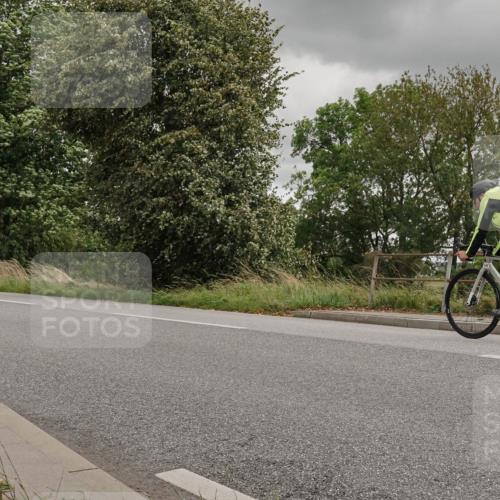30.08.2026 - Elbe Triathlon Hamburg Michael Burmester http://msf.ph/oto/10043918 30.08.2026 14:58:06 Radfahren  meine-sportfotos.de